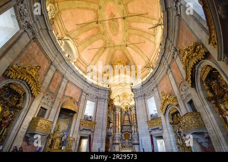 Chiesa e torre di Los Clérigos a Porto Foto Stock