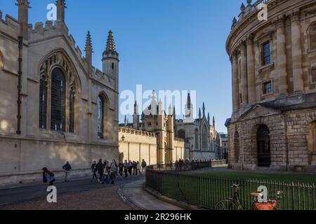 Radcliffe Camera & All Souls College, Oxford, Regno Unito Foto Stock