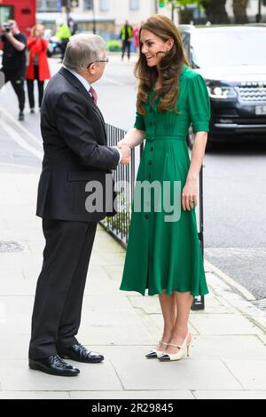 Londra, Regno Unito. 18th maggio, 2023. La Principessa del Galles arriva per una visita all'Anna Freud Centre, un centro di ricerca, formazione e trattamento per la salute mentale dei bambini a Londra. Data immagine: Giovedì 18 maggio 2023. Il credito fotografico dovrebbe essere Credit: Matt Crossick/Alamy Live News Foto Stock