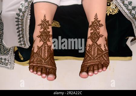 Tatuaggio all'henné marocchino a piedi Foto Stock