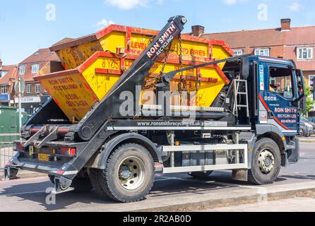 Carrello a sbalzo per trasporto di container, Popes Lane, Gunnersbury, Royal Borough of Kensington & Chelsea, Greater London, England, United Kingdom Foto Stock