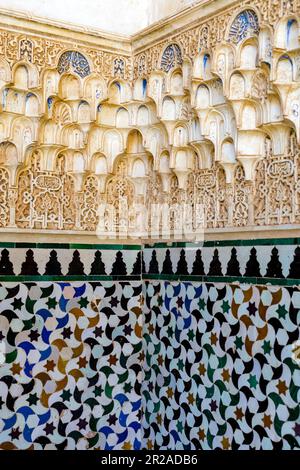 Spagna, Andalusia, Granada, Alhambra, Generallife, Palazzo estivo, dettagli architettonici interni, influenza moresca Foto Stock