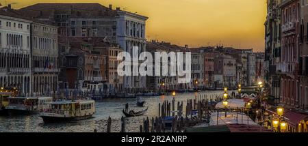 Venezia, Canal Grande, Rialto Foto Stock