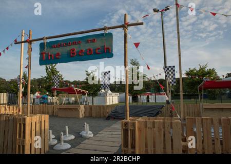 Imola, Italia. Maggio 18th 2023. Formula 1 Qatar Airways Gran Premio Emilia Romagna all'Autodromo Enzo e Dino Ferrari, Italia annullata a causa dell'alluvione in Emilia-Romagna. Foto: Area fan vuota © Piotr Zajac/Alamy Live News Foto Stock