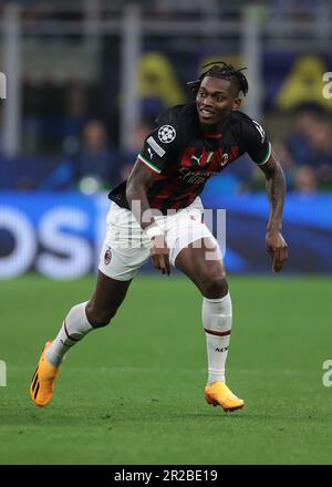 Milano, Italia, 16th maggio 2023. Rafael Leao dell'AC Milan durante la partita della UEFA Champions League a Giuseppe Meazza, Milano. L'immagine di credito dovrebbe essere: Jonathan Moskrop / Sportimage Foto Stock