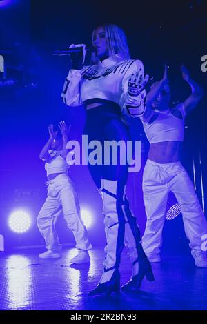 Roma, Italia. 18th maggio, 2023. Baby K durante Baby K - Donna sulla Luna, cantante italiana Concerto di Musica a Roma, Italia, Maggio 18 2023 Credit: Independent Photo Agency/Alamy Live News Foto Stock