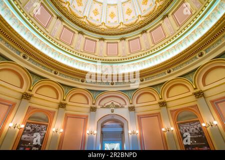 La rotonda del Palazzo del Campidoglio di Sacramento, California, USA Foto Stock