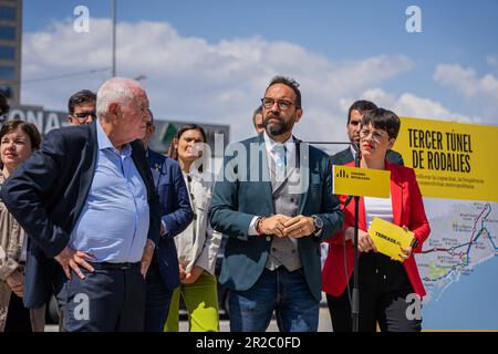 Barcellona, Barcellona, Spagna. 18th maggio, 2023. Ernest Maragall, sindaco di Esquerra Republicana, partecipa a un atto elettorale sulla mobilità. Partecipano anche Juli Fernandez, Consigliere Territoriale e Ona MartÃ-nez, sindaco dell'ERC di Terrassa. (Credit Image: © Marc Asensio Clupes/ZUMA Press Wire) SOLO PER USO EDITORIALE! Non per USO commerciale! Foto Stock