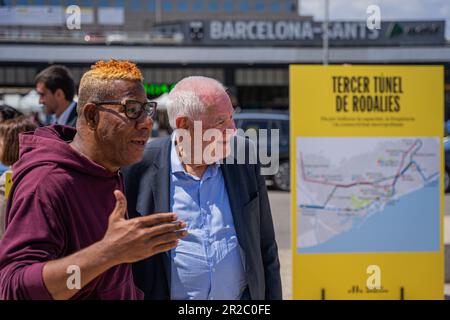 Barcellona, Barcellona, Spagna. 18th maggio, 2023. Ernest Maragall, sindaco di Esquerra Republicana, partecipa a un atto elettorale sulla mobilità. Partecipano anche Juli Fernandez, Consigliere Territoriale e Ona MartÃ-nez, sindaco dell'ERC di Terrassa. (Credit Image: © Marc Asensio Clupes/ZUMA Press Wire) SOLO PER USO EDITORIALE! Non per USO commerciale! Foto Stock