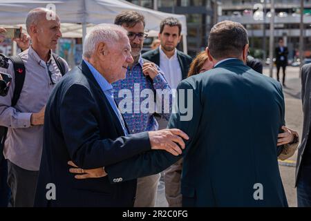 Barcellona, Barcellona, Spagna. 18th maggio, 2023. Ernest Maragall, sindaco di Esquerra Republicana, partecipa a un atto elettorale sulla mobilità. Partecipano anche Juli Fernandez, Consigliere Territoriale e Ona MartÃ-nez, sindaco dell'ERC di Terrassa. (Credit Image: © Marc Asensio Clupes/ZUMA Press Wire) SOLO PER USO EDITORIALE! Non per USO commerciale! Foto Stock