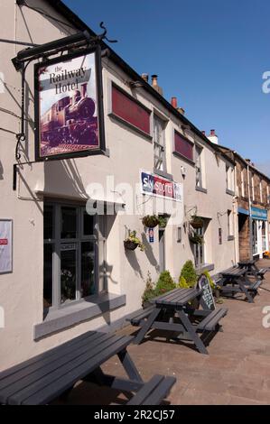 Il pub Railway Hotel su Church Street, Haydon Bridge, Northumberland Foto Stock