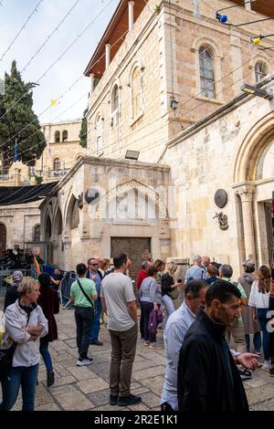 Gerusalemme, Israele - 10 aprile 2023. Stazione 3 di Via dolorosa, il sentiero che Gesù avrebbe intrapreso, sulla via della sua crocifissione Foto Stock