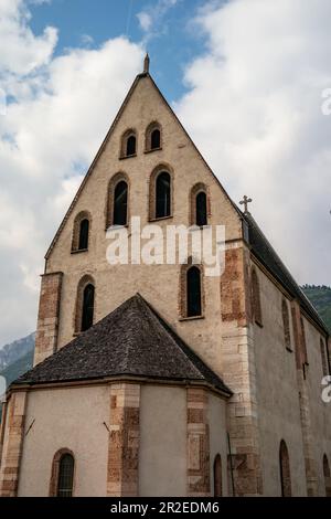 Veduta della chiesa di Sant'Apollinare a Trento, Trentino Alto Adige, Italia Foto Stock