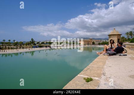 Dalt Murada Promenade, sulle mura rinascimentali di Palma di Maiorca, Isole Baleari, Spagna Foto Stock