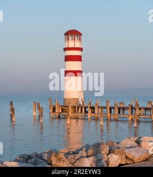 Faro di Podersdorf am See, Neusiedlersee, Burgenland, Austria Foto Stock
