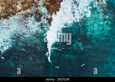 Surfers a South Point, Gracetown vicino Margaret River, Australia Occidentale, Australia, Oceania Foto Stock