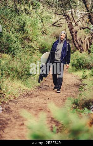 Surfers a Rocky Point, Dunsbrough vicino Margaret River, Australia Occidentale, Australia, Oceania Foto Stock