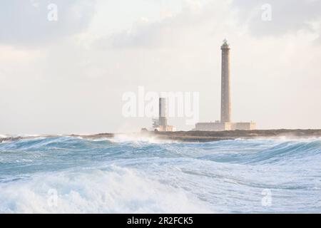 Il faro Phare de Gatteville si trova a Pointe de Barfleur ed è un Monumenti storici (edificio storico). E' uno dei fari più alti Foto Stock