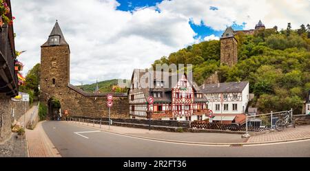 Steeger Tor on Blücherstrasse a Bacharach am Rhein, Renania-Palatinato, Germania Foto Stock