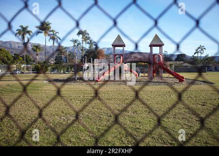 Parco giochi a Carpinteria, Santa Barbara, California, Stati Uniti. Foto Stock