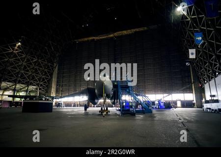 Grumman F14 Tomcat nell'hangar del velivolo Tillamook O. Foto Stock