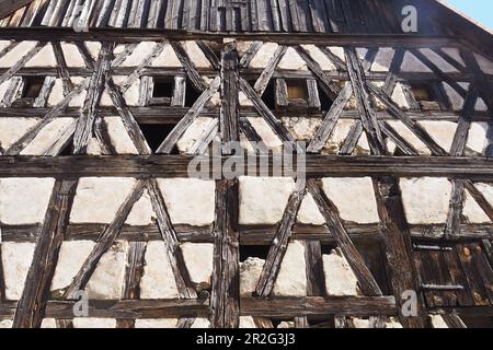 In Leutenbach an der Walberla, Dorf, Häuser, Altes Fachwerkhaus, Fränkische Schweiz, Ober-Franken, Bayern, Deutschland Foto Stock