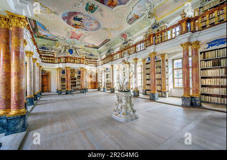 Biblioteca dell'Abbazia di Ottobeuren, statua di Pallas Athena, dea della saggezza, Abbazia Benedettina, Allgaeu, Baviera, Germania Foto Stock