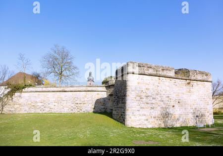 Forchheim; Wallpark, St. Bastione Vitus, Muro Rosso in alta Franconia, Baviera Foto Stock