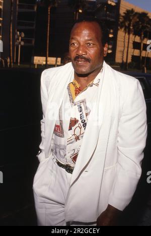 **FOTO DEL FILE** Jim Brown è passato via. Jim Brown circa 1989 credito: Ralph Dominguez/MediaPunch Foto Stock