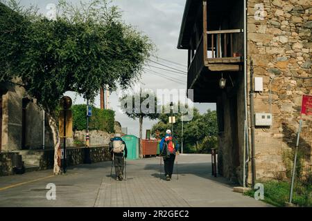 Molinaseca è un villaggio e un comune situato nella regione di El Bierzo, Leon, Spagna - May 2023. Foto di alta qualità Foto Stock