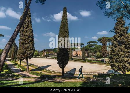 Piazza di Siena in zona Parco di Villa Borghese, Roma, Lazio, Italia, Europa Foto Stock