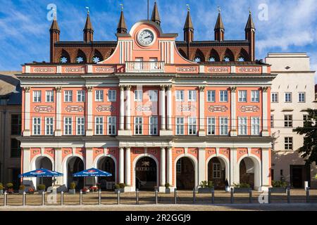 Municipio della città anseatica e universitaria di Rostock, Meclemburgo-Pomerania occidentale, Germania orientale, Germania, Europa Foto Stock