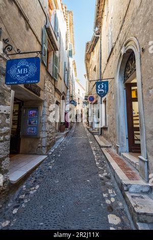 Vicolo di Saint-Paul-de-Vence in Provenza, Francia Foto Stock