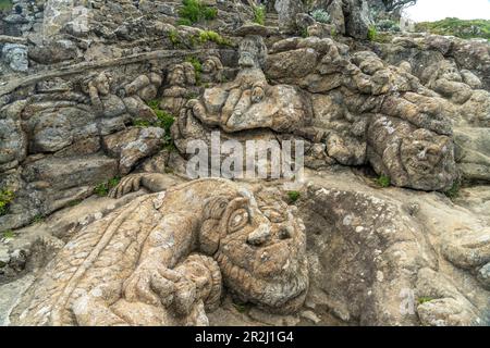 Les Roches Sculptés sculture in granito a Rothéneuf, Saint Malo, Bretagna, Francia Foto Stock