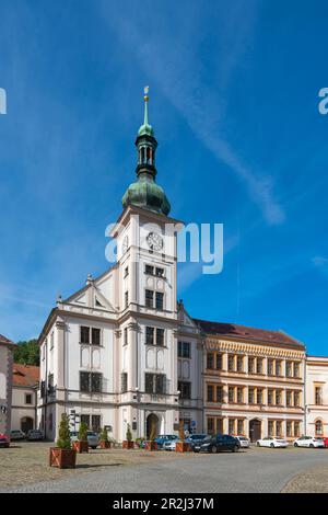 Municipio, Piazza del mercato (TG Masaryk Square), Loket, Repubblica Ceca (Czechia), Europa Foto Stock