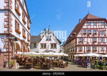 Lohr am Main, piazza del mercato, vecchio municipio Foto Stock