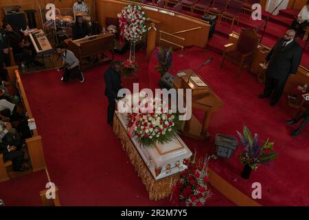 New York City, Stati Uniti. 19th maggio, 2023. La famiglia e gli amici hanno partecipato ai funerali per Jordan Neely alla Mount Neboh Baptish Church di Harlem New York City, NY, il 19 maggio 2023. (Foto di Steve Sanchez/Sipa USA). Credit: Sipa USA/Alamy Live News Foto Stock