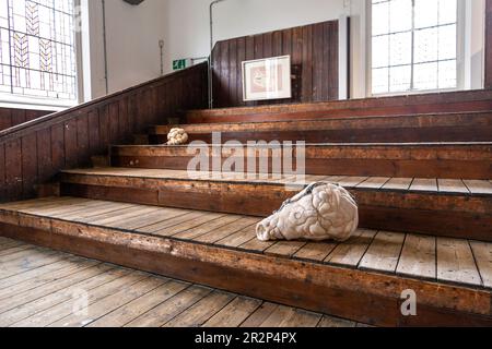 'Daching in the Loneliness of Detach: Part 1 and 2' di Louise Black, mostra Mother Art Prize 2023 alla Zabludowicz Collection, Londra, Regno Unito Foto Stock