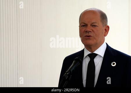 Hiroshima, Giappone. 21st maggio, 2023. Il Cancelliere tedesco OLAF Scholz parla ai giornalisti durante le riunioni del Gruppo delle sette (G7) nazioni di domenica 21 maggio 2023, a Hiroshima, Giappone occidentale. (Credit Image: © POOL via ZUMA Press Wire) SOLO PER USO EDITORIALE! Non per USO commerciale! Foto Stock