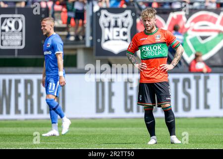 Nijmegen, Paesi Bassi. 21st maggio, 2023. NIJMEGEN, PAESI BASSI - MAGGIO 21: Lasse Schone di NEC Nijmegen deluso durante la partita di Eredivie tra NEC Nijmegen e AZ Alkmaar a Goffertstadion il 21 Maggio 2023 a Nijmegen, Paesi Bassi (Foto di Broer van den Boom/Orange Pictures) Credit: Orange Pics BV/Alamy Live News Foto Stock
