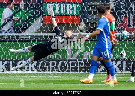 Nijmegen, Paesi Bassi. 21st maggio, 2023. NIJMEGEN, PAESI BASSI - MAGGIO 21: Portiere Jasper Cillessen di NEC Nijmegen durante la partita di Eredivie tra NEC Nijmegen e AZ Alkmaar a Goffertstadion il 21 Maggio 2023 a Nijmegen, Paesi Bassi (Foto di Broer van den Boom/Orange Pictures) Credit: Orange Pics BV/Alamy Live News Foto Stock