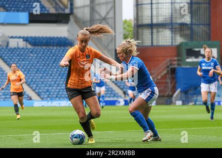 Glasgow, Regno Unito. 21st maggio, 2023. Glasgow City ha vinto un gol, segnato da Laura Davidson (Glasgow City, 14) per vincere il campionato e il loro titolo scozzese 16th. Il punteggio finale di Rangers 0 - 1 Glasgow City, ha preso il titolo da Rangers, i campioni precedenti. Il gol, segnato in tempi supplementari, è stato sufficiente a negare ai Celtic, che giocavano cuori a Parkhead e vincevano 2 - 0, dal sorpasso in vetta alla classifica. Credit: Findlay/Alamy Live News Foto Stock