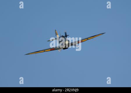 Spettacolo aereo serale di Shuttleworth il 2023 maggio Foto Stock