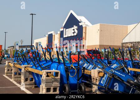 Bloomsburg, Stati Uniti. 21st maggio, 2023. Mostrato è un negozio Lowe's a Bloomsburg, Pa. Domenica 21 maggio 2023. Lowe's Companies, Inc. Riporta i guadagni trimestrali martedì 23 maggio 2023. (Foto di Paul Weaver/Sipa USA) Credit: Sipa USA/Alamy Live News Foto Stock