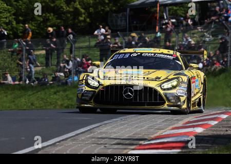 Nuerburg, Germania. 18th maggio, 2023. Nuerburgring, Germania, 21. Maggio 2023; 24 ore di gara al Nuerburgring, #4 la AMG-Mercedes GT3 dei piloti Marciello, Stolz, Ellis e Mortara, (foto e copyright - Gerard T'Serstevens/ATP immagini) (SERSTEVENS Gerard/ATP/SPP) Credit: SPP Sport Press Photo. /Alamy Live News Foto Stock