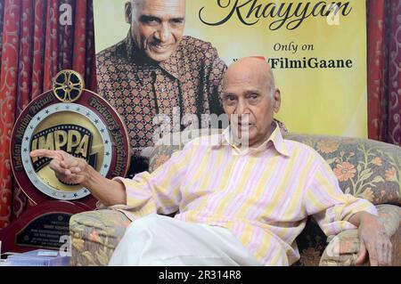 Khayyam, Mohammed Zahur Khayyam Hashmi, direttore di musica indiana, Mumbai, India, 27 maggio 2017 Foto Stock