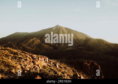 Monte Teide visto dalla cima di Guajara all'alba Foto Stock