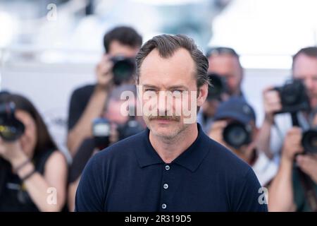 Cannes, Francia, 22 maggio 2023 - Jude Law partecipa alla fotocellula al 76° Festival de Cannes. Credits: Luigi de Pompeis/ Alamy Live News Foto Stock