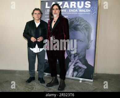 Milano, IT. 22nd maggio, 2023. Manuel Agnelli e Walter Malosti presentano la commedia Lazarus di David Bowie ed Elda Walsh al piccolo Teatro di Milano Credit: Independent Photo Agency/Alamy Live News Foto Stock