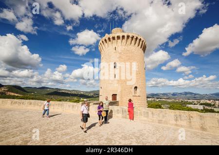 Torre Principale - La torre del homenaje -, Castillo de Bellver -siglo.XIV-, Palma de Mallorca. Mallorca. Islas Baleares. España. Foto Stock